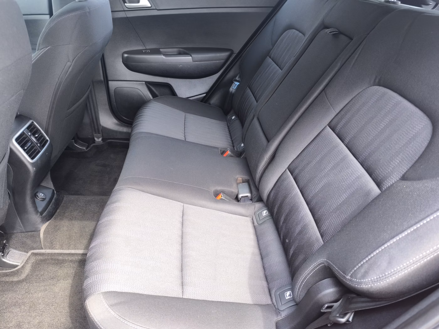 Kia Sportage фото 10