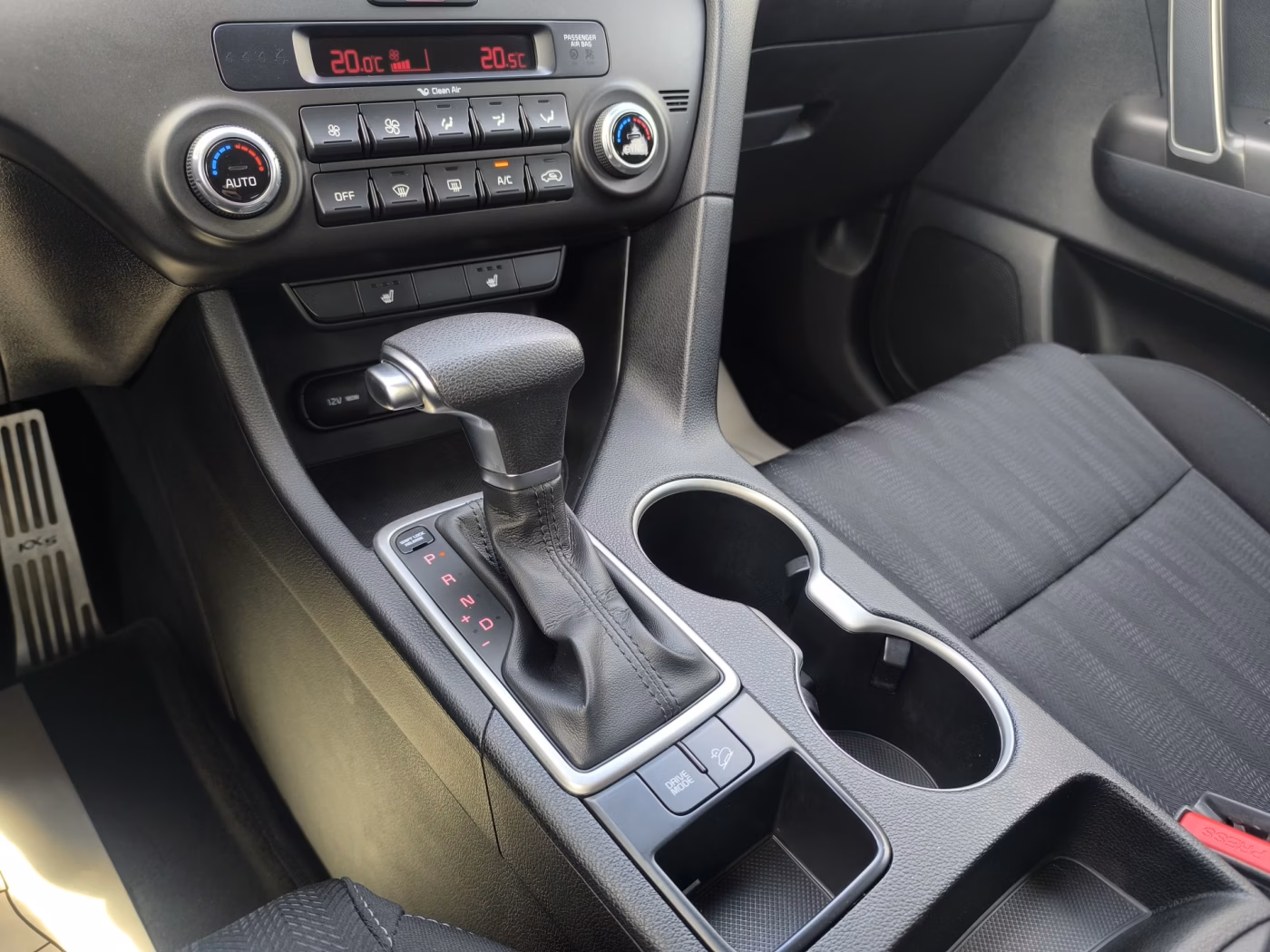 Kia Sportage фото 16