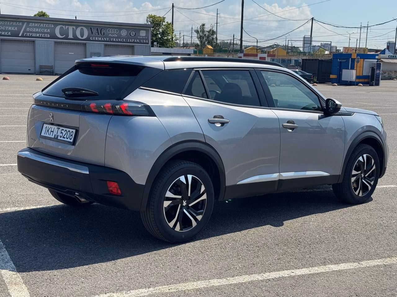 Peugeot 2008 фото 7