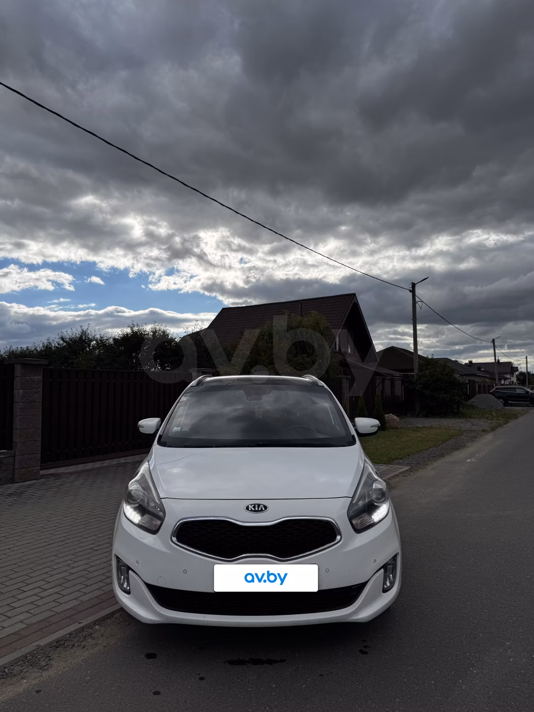 Kia Carens фото 2