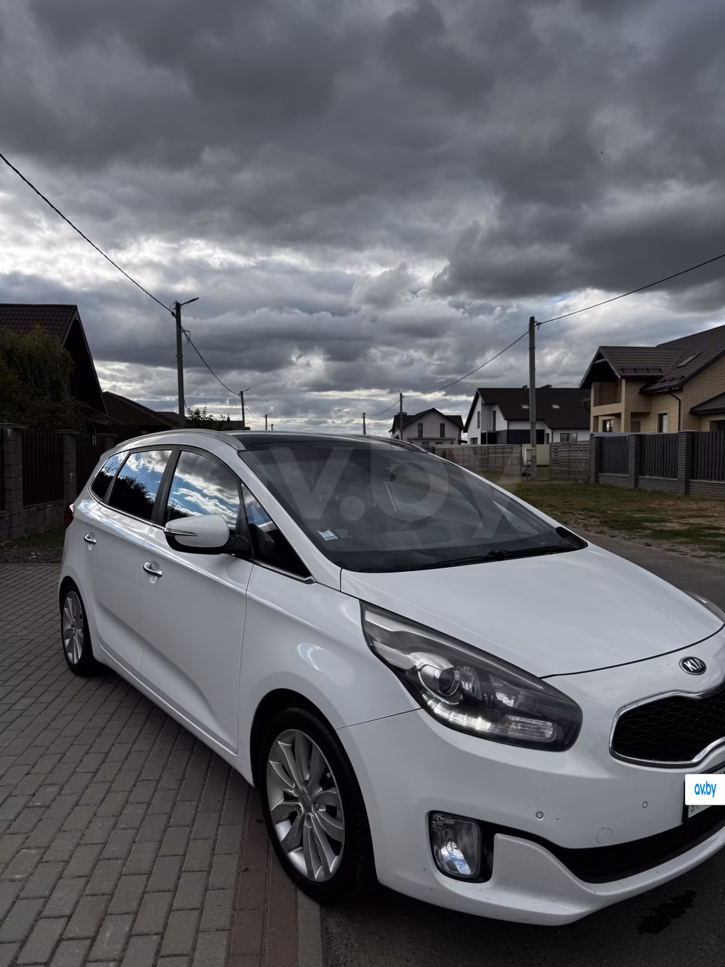 Kia Carens фото 3