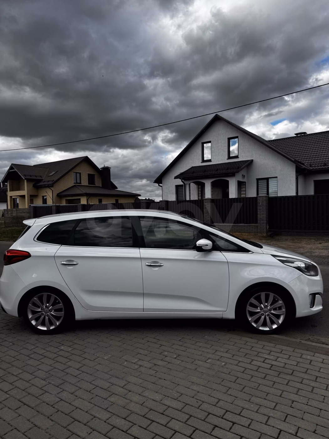 Kia Carens фото 4