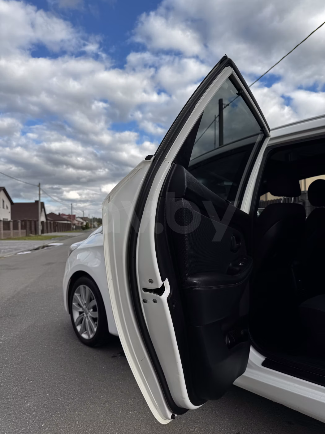 Kia Carens фото 18