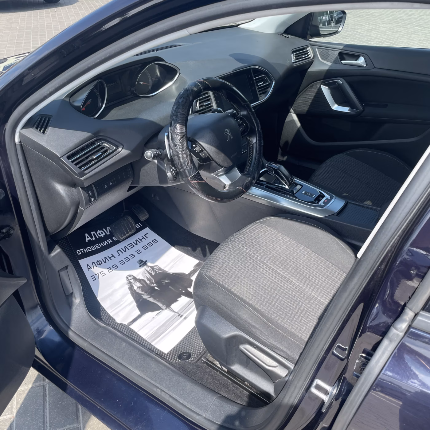 Peugeot 308 фото 9