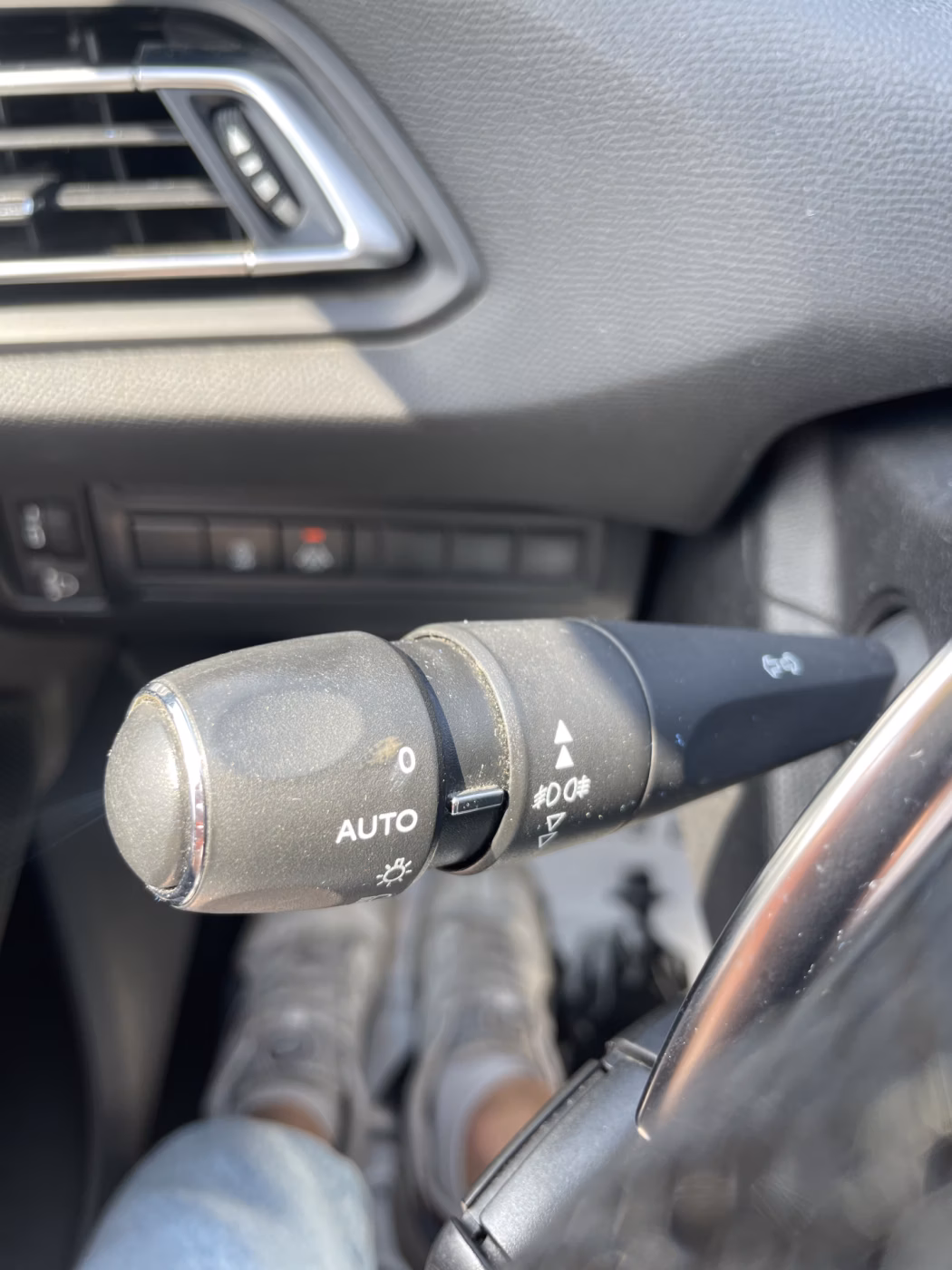 Peugeot 308 фото 13
