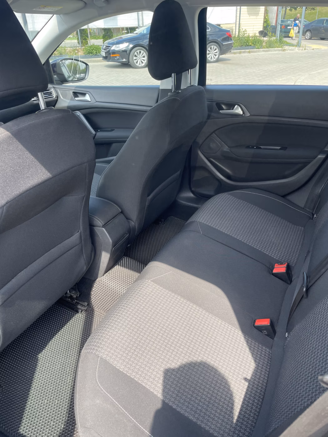 Peugeot 308 фото 17