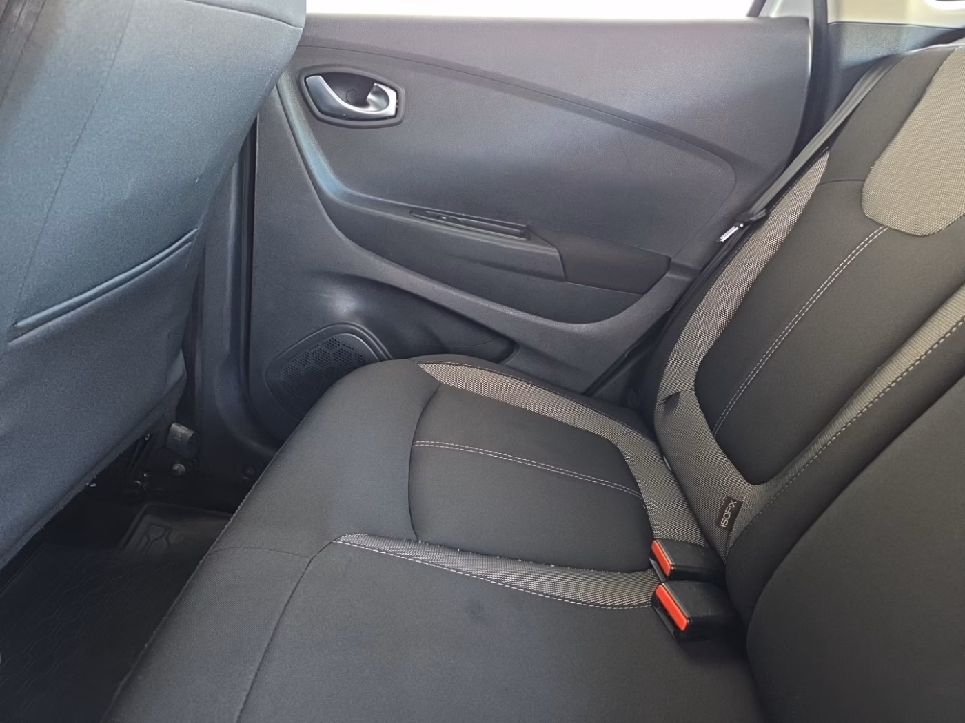 Renault Kaptur фото 12
