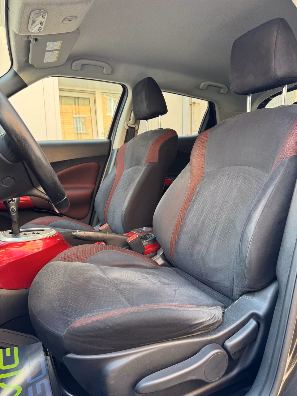 Nissan Juke фото 10