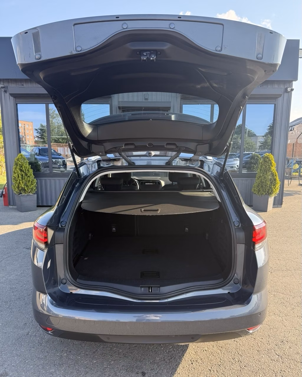 Renault Megane фото 16