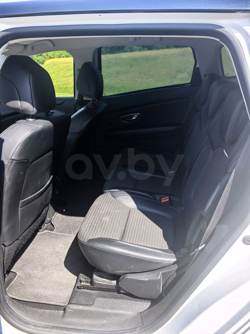 Renault Grand Scenic фото 12