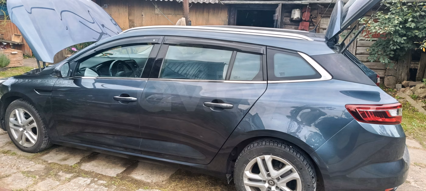 Renault Megane фото 7