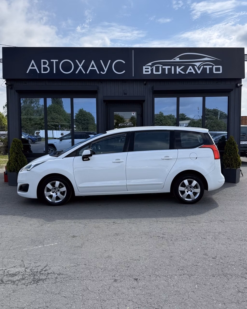 Peugeot 5008 фото 4