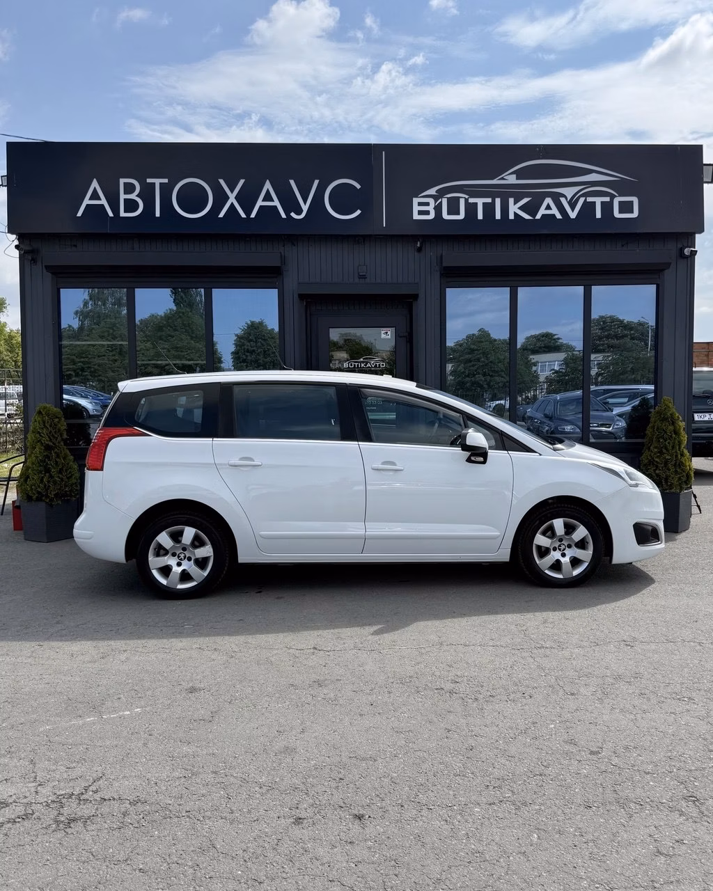 Peugeot 5008 фото 7