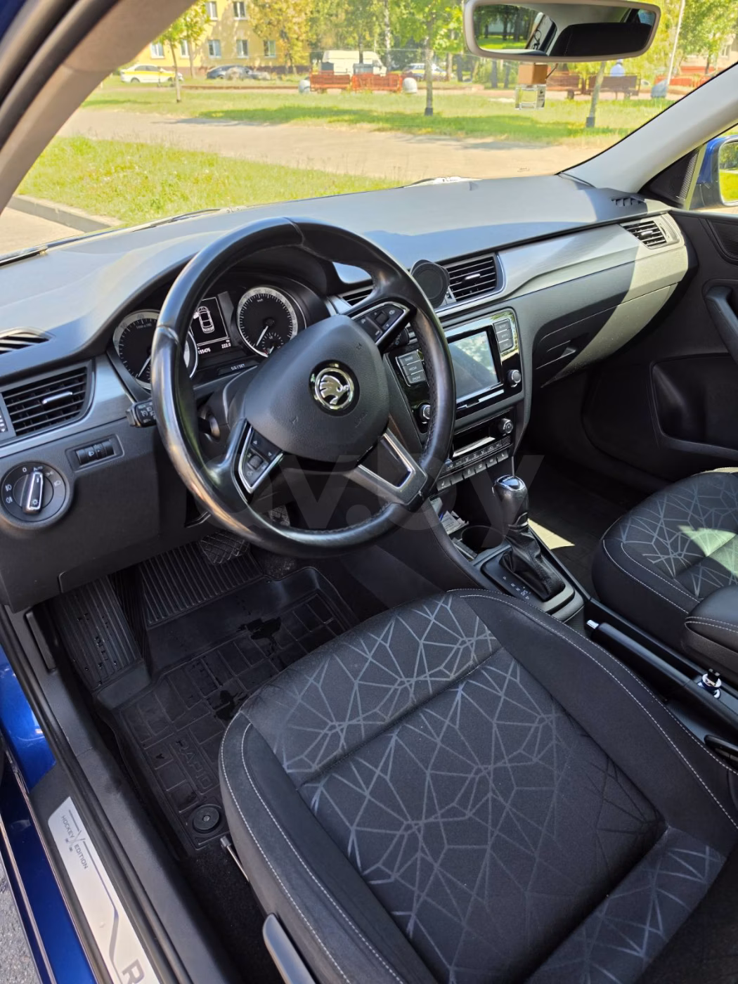Skoda Rapid фото 11