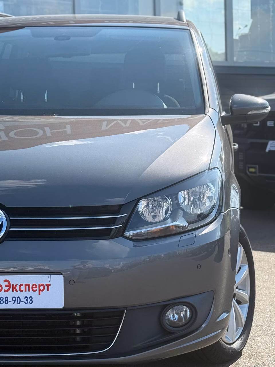 Volkswagen Touran фото 2