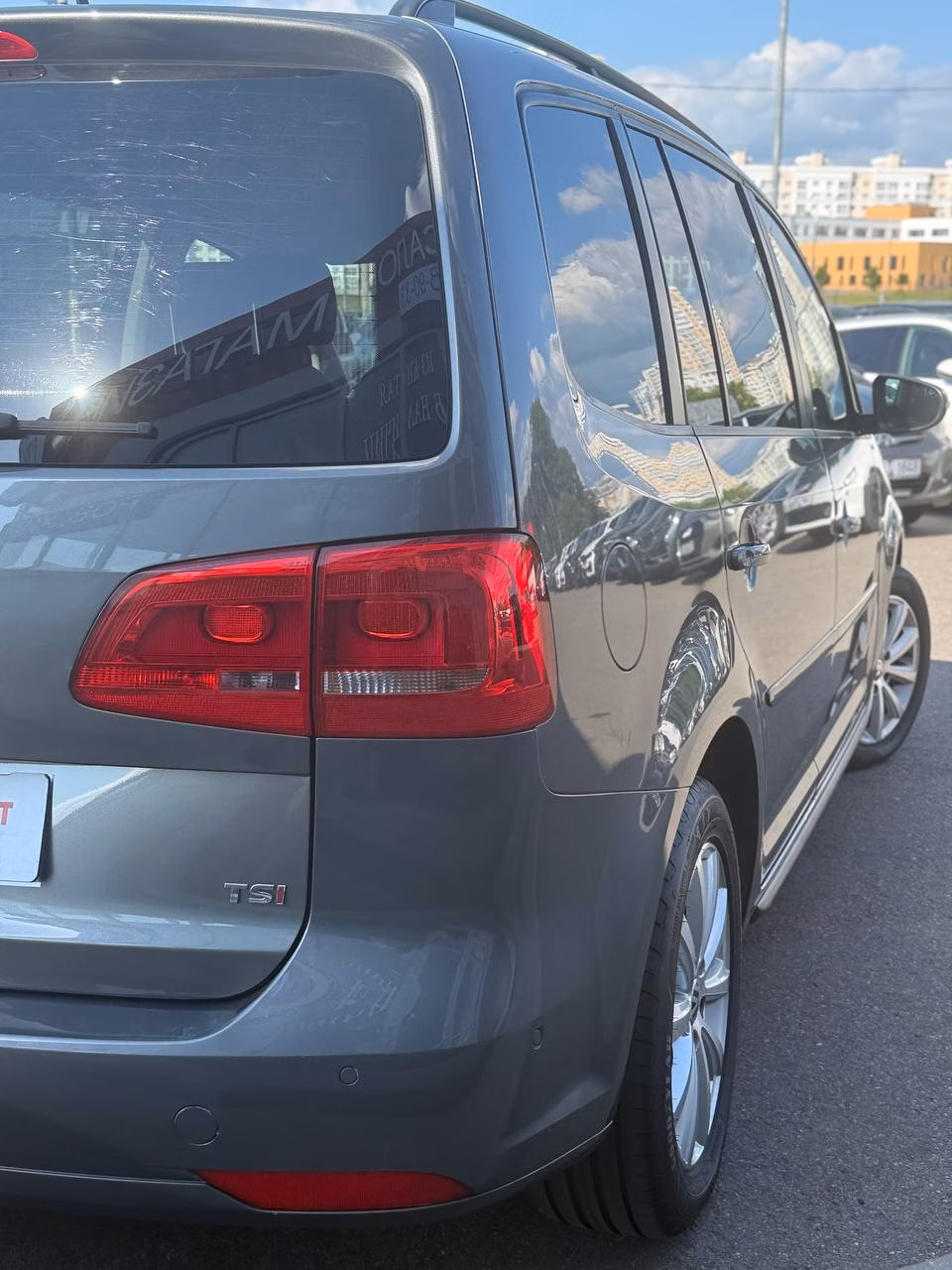 Volkswagen Touran фото 8