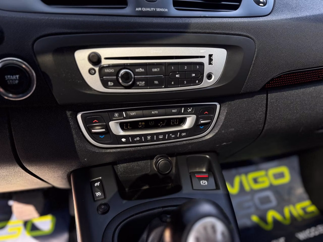 Renault Grand Scenic фото 13