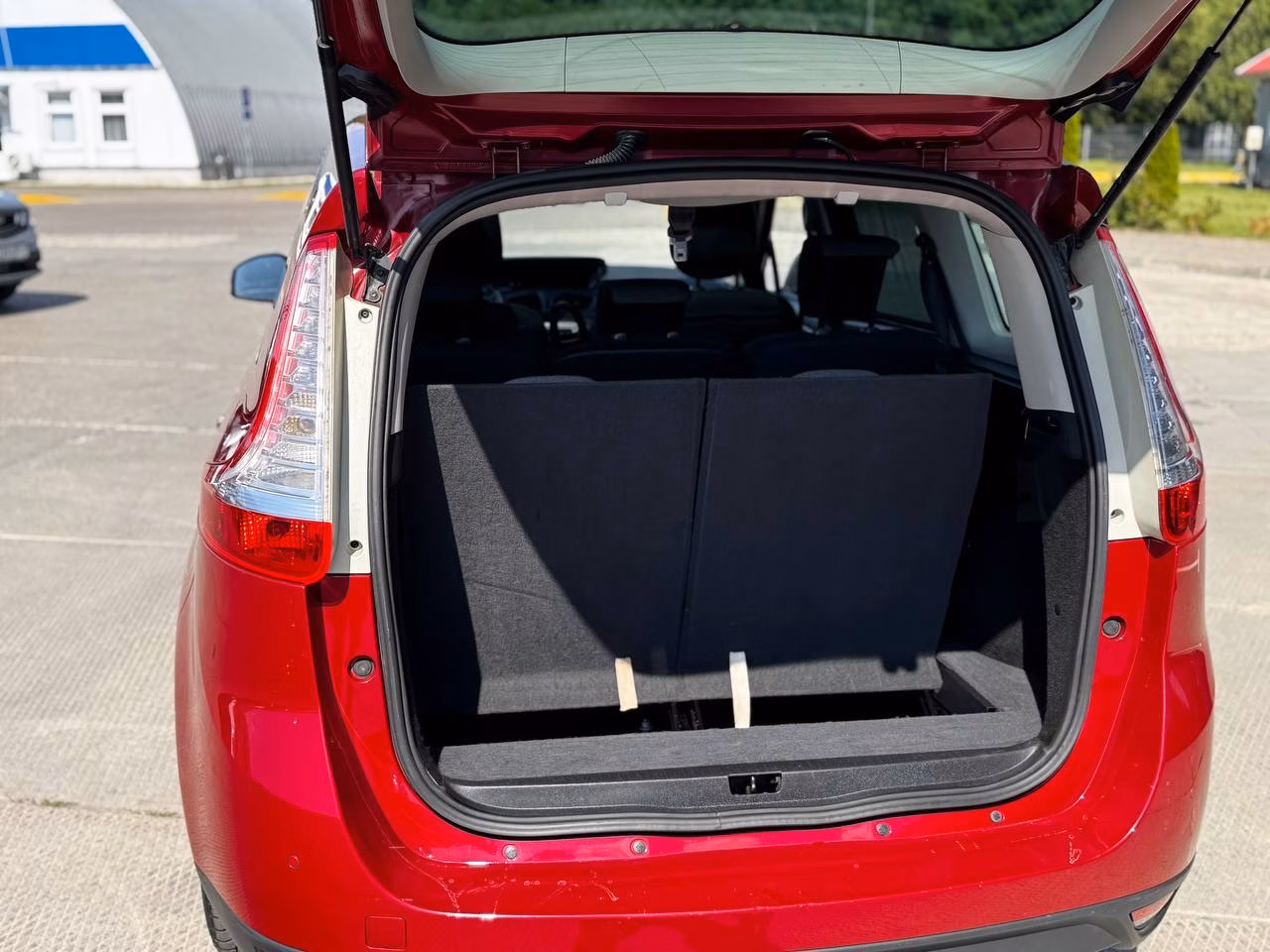 Renault Grand Scenic фото 18