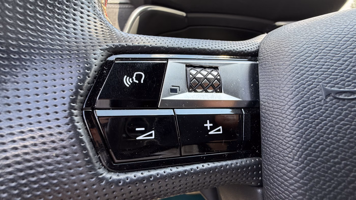 DS 7 Crossback фото 10