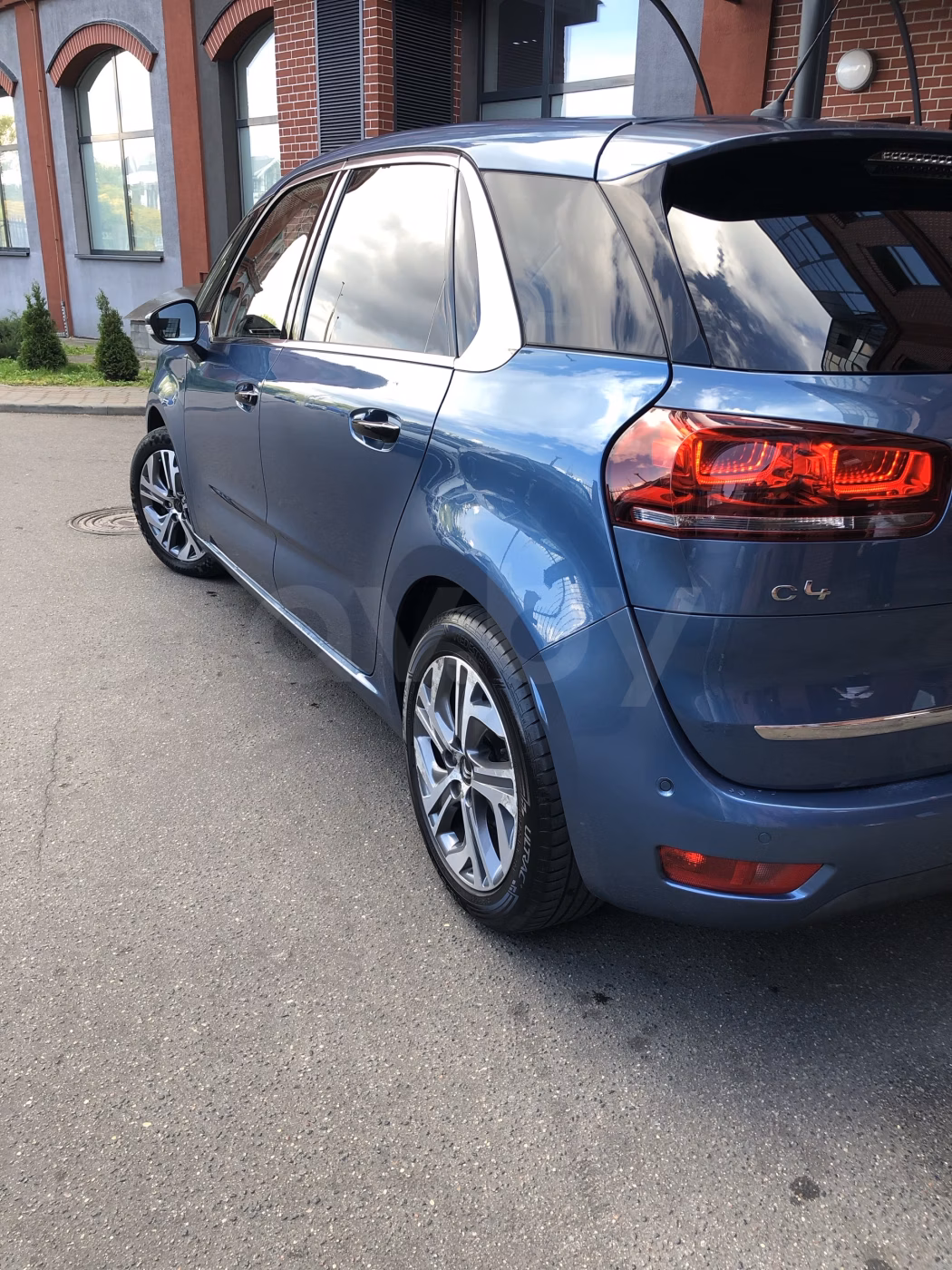 Citroen C4 Picasso фото 7