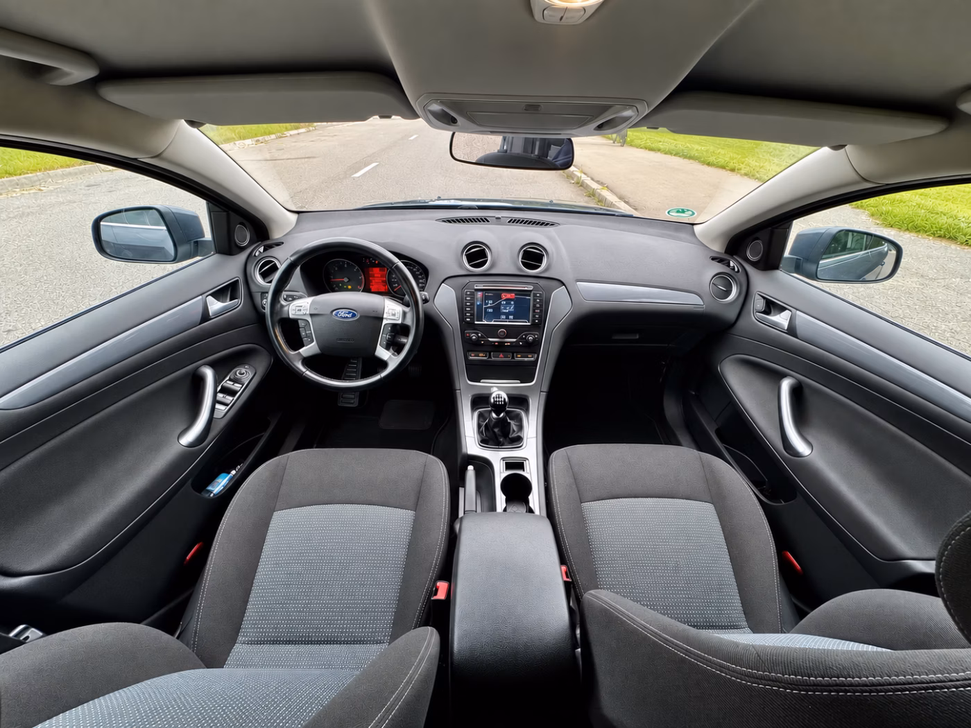Ford Mondeo фото 9