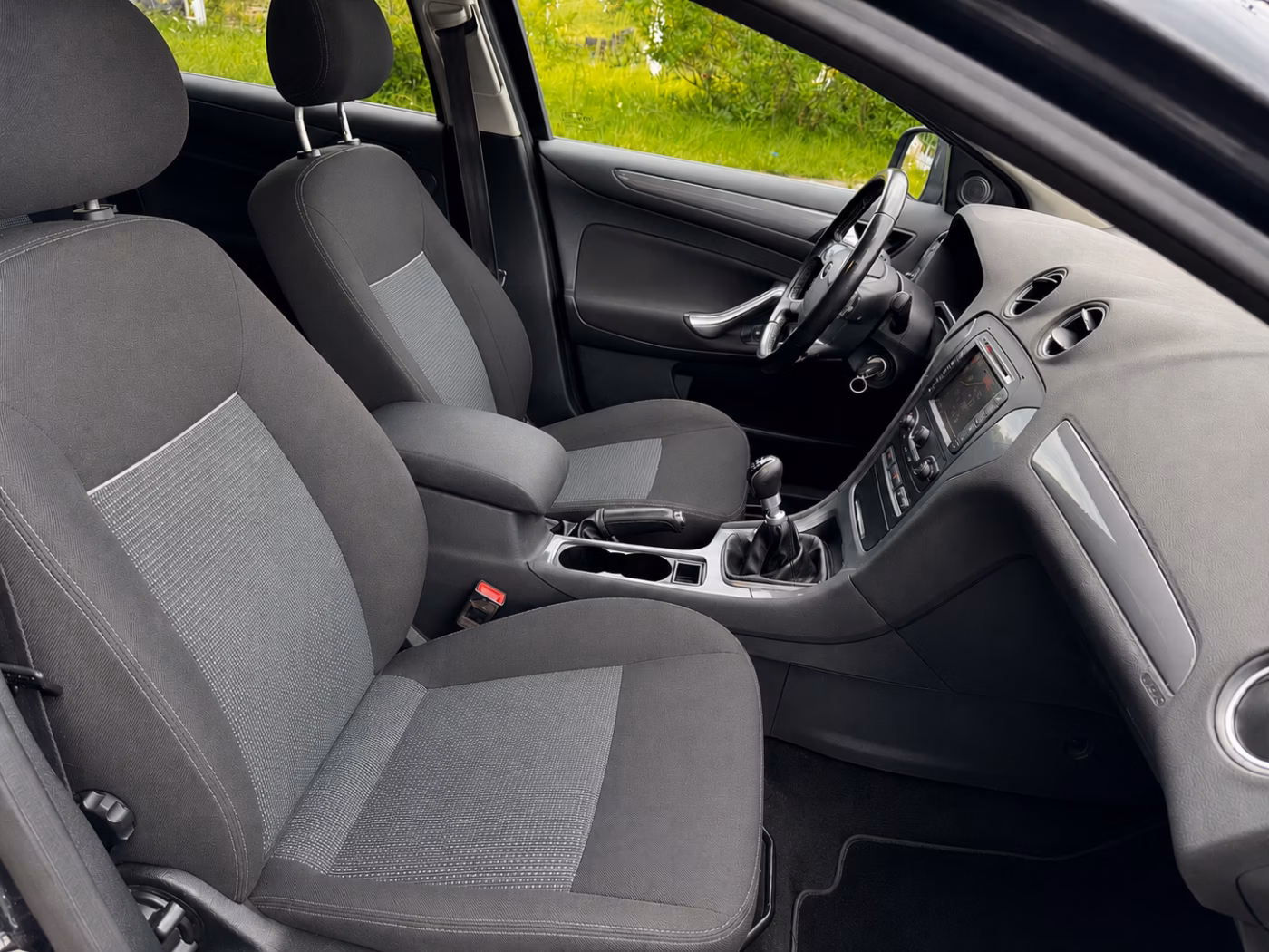 Ford Mondeo фото 10