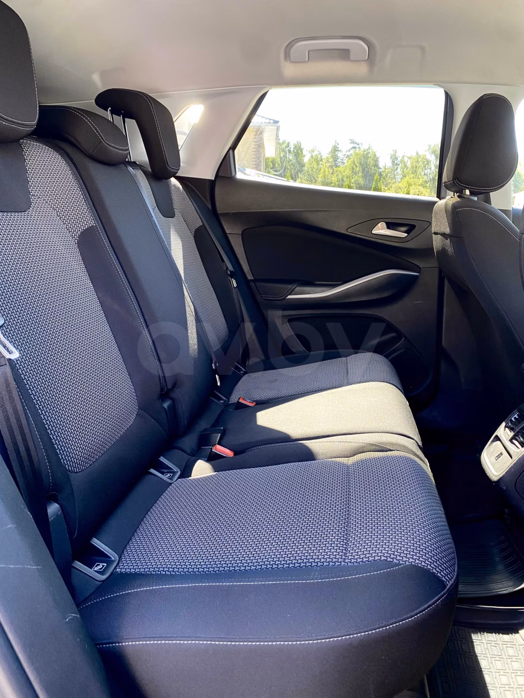 Opel Grandland X фото 11