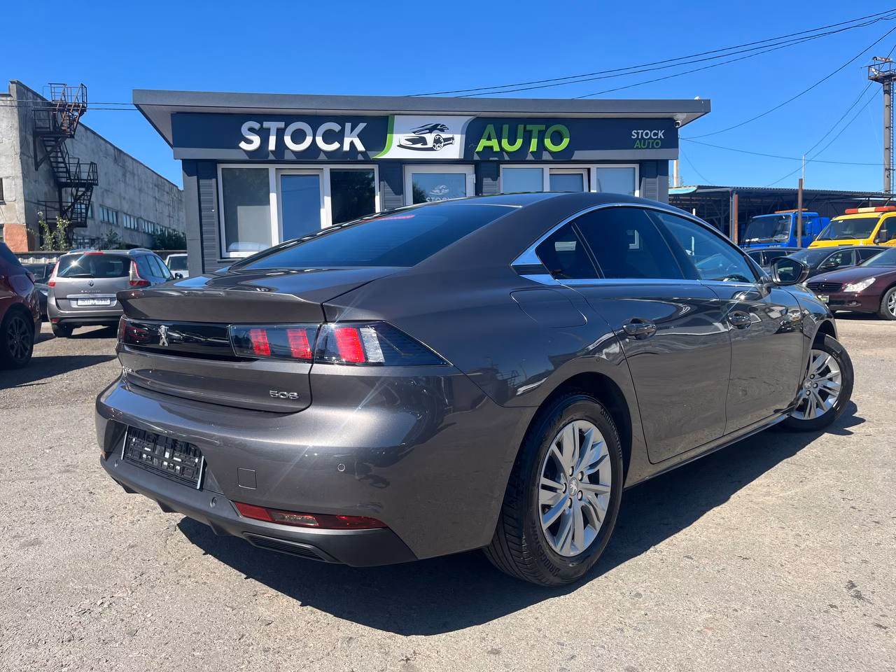 Peugeot 508 фото 6