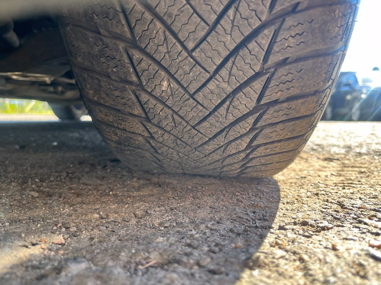Toyota Avensis фото 12