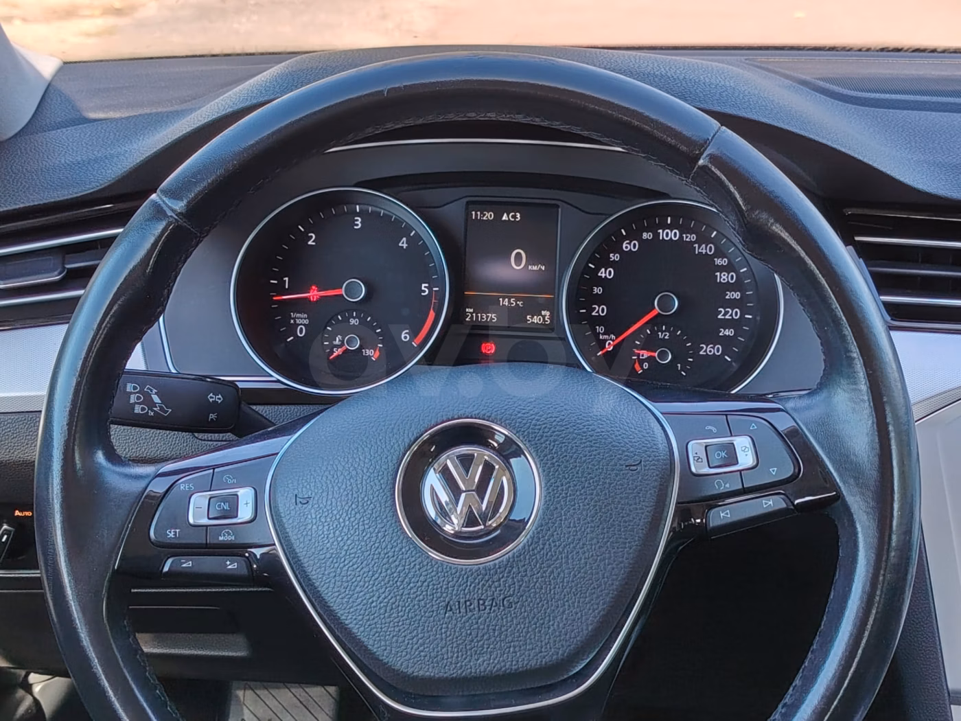 Volkswagen Passat фото 20