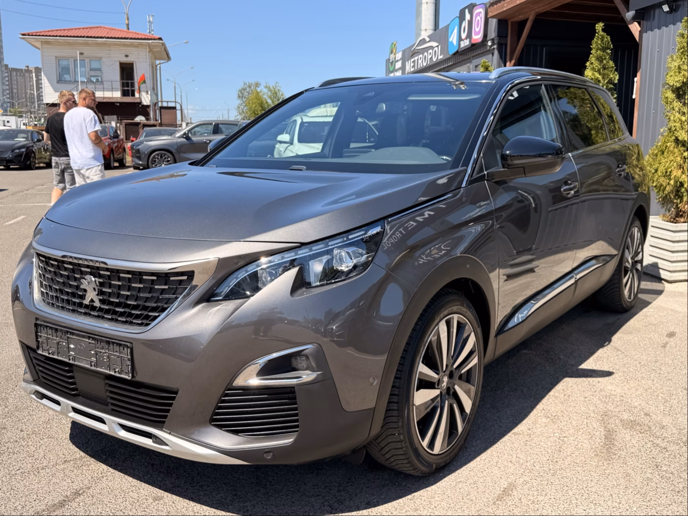 Peugeot 5008 фото 3