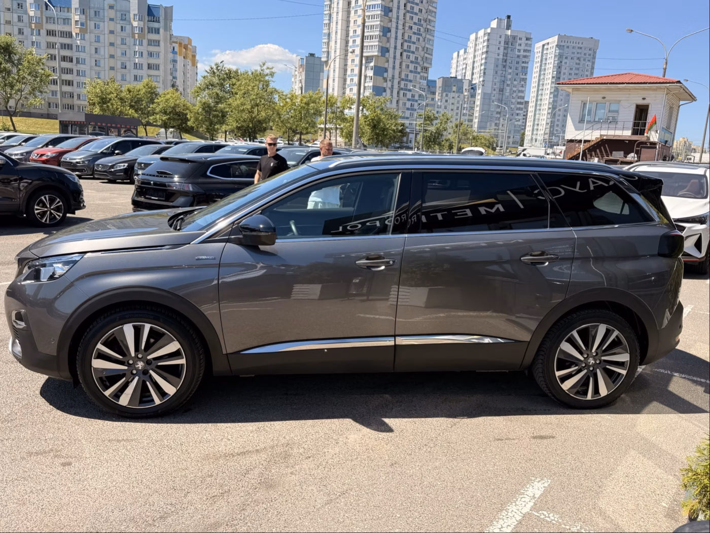 Peugeot 5008 фото 4