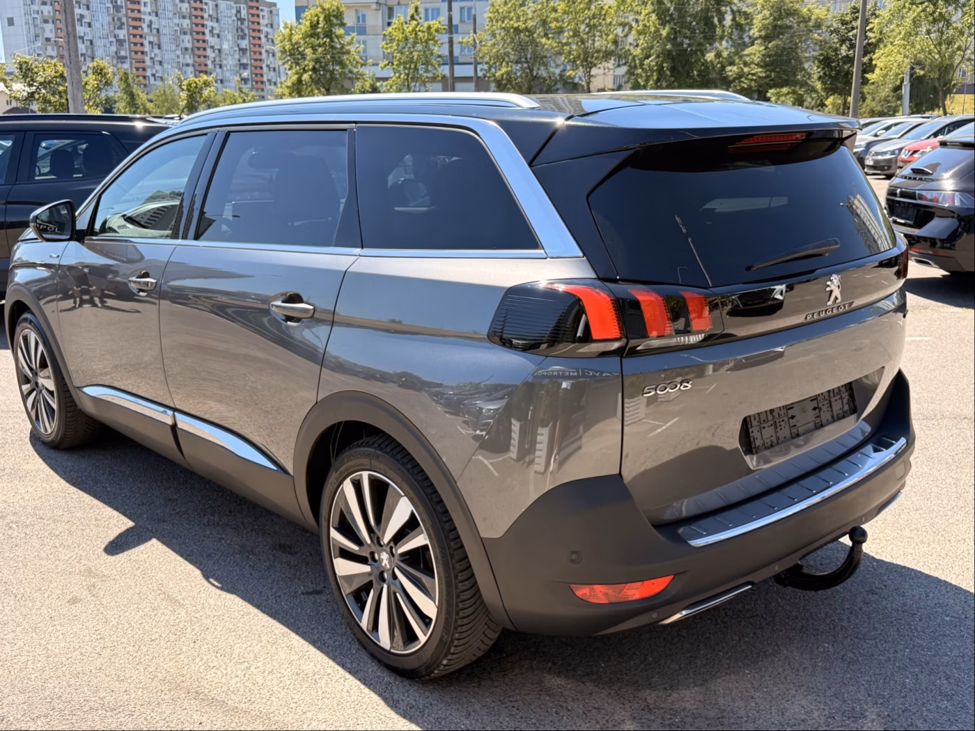 Peugeot 5008 фото 5
