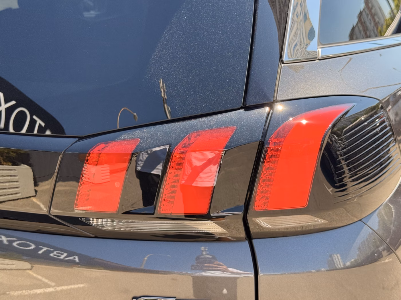 Peugeot 5008 фото 9