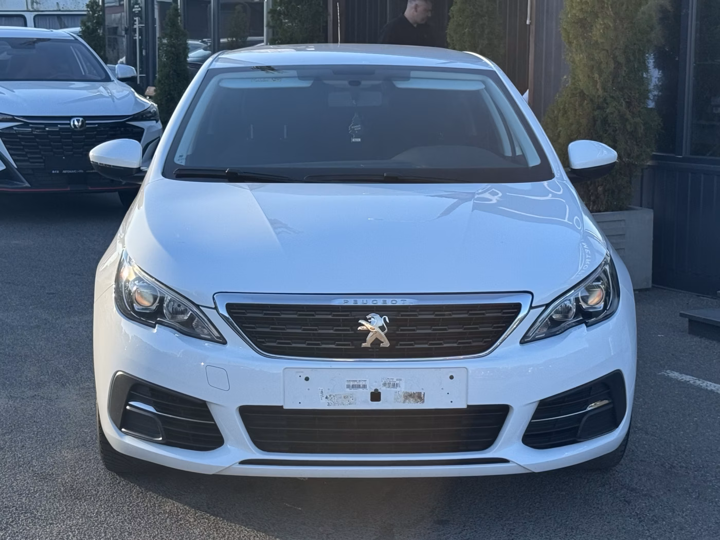 Peugeot 308 фото 3