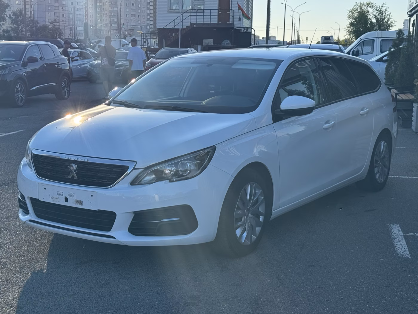 Peugeot 308 фото 4