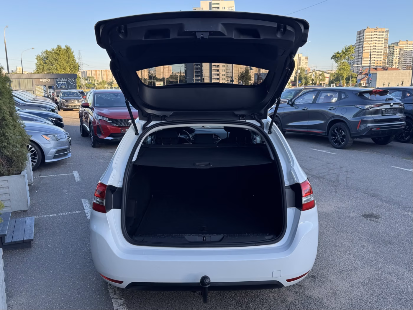 Peugeot 308 фото 11