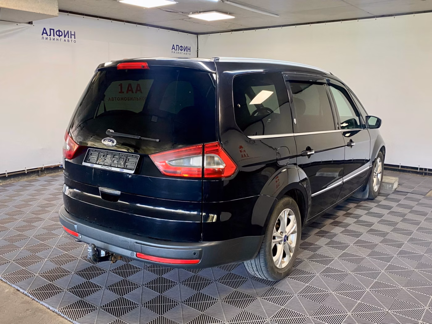 Ford Galaxy фото 3