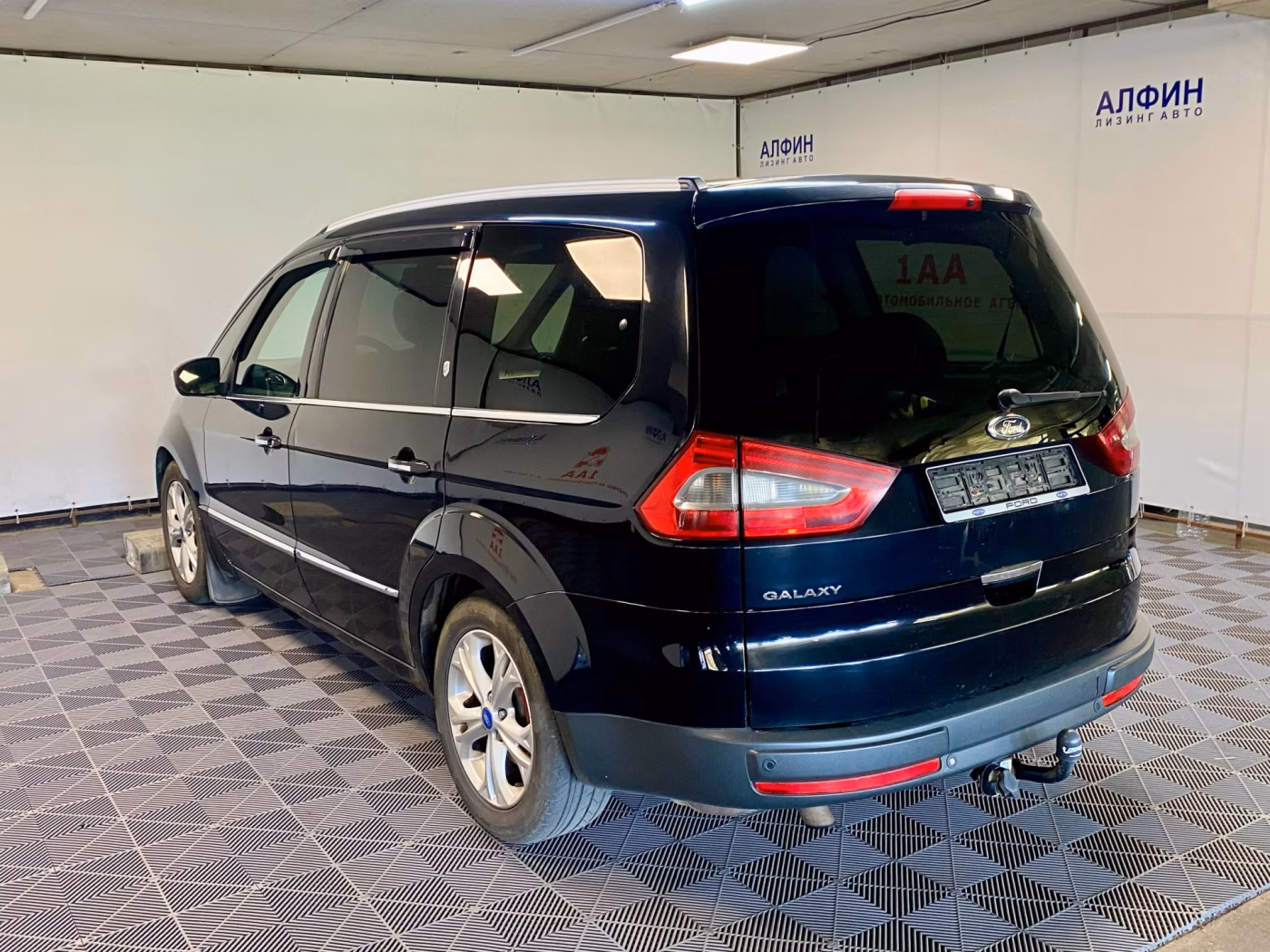 Ford Galaxy фото 4