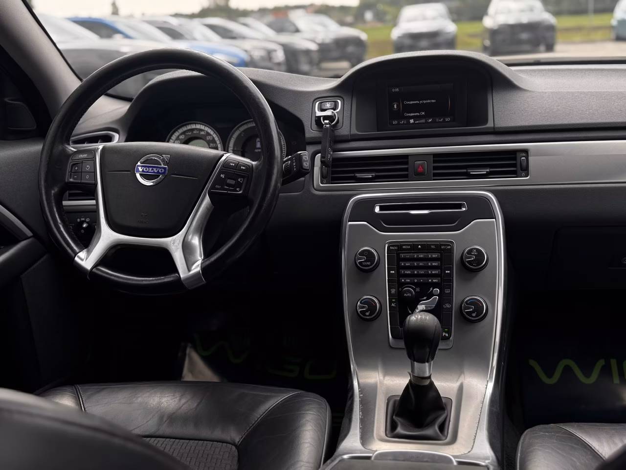 Volvo V70 фото 10