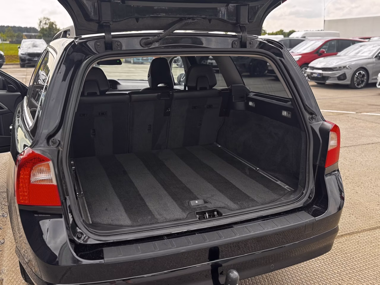 Volvo V70 фото 18