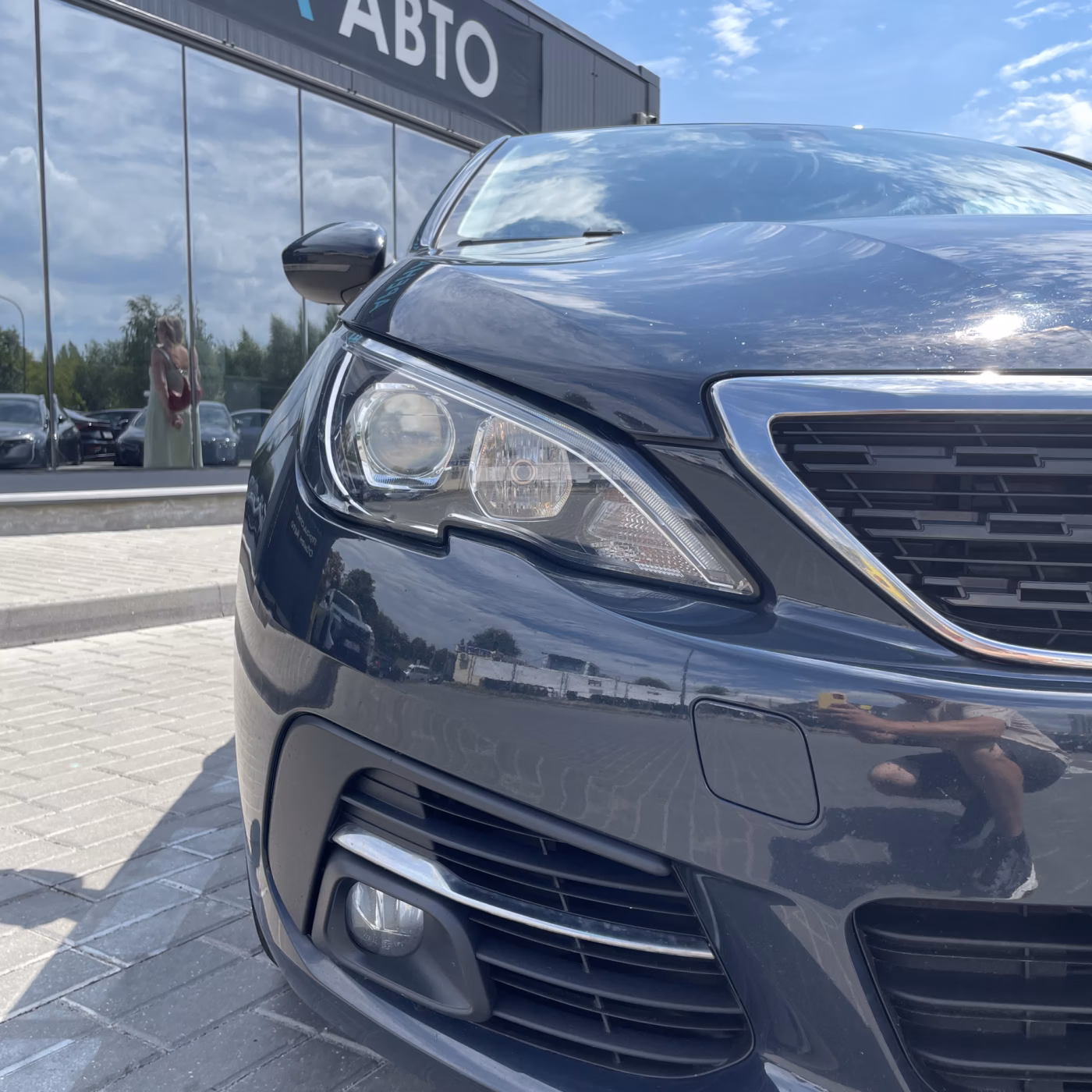 Peugeot 308 фото 9