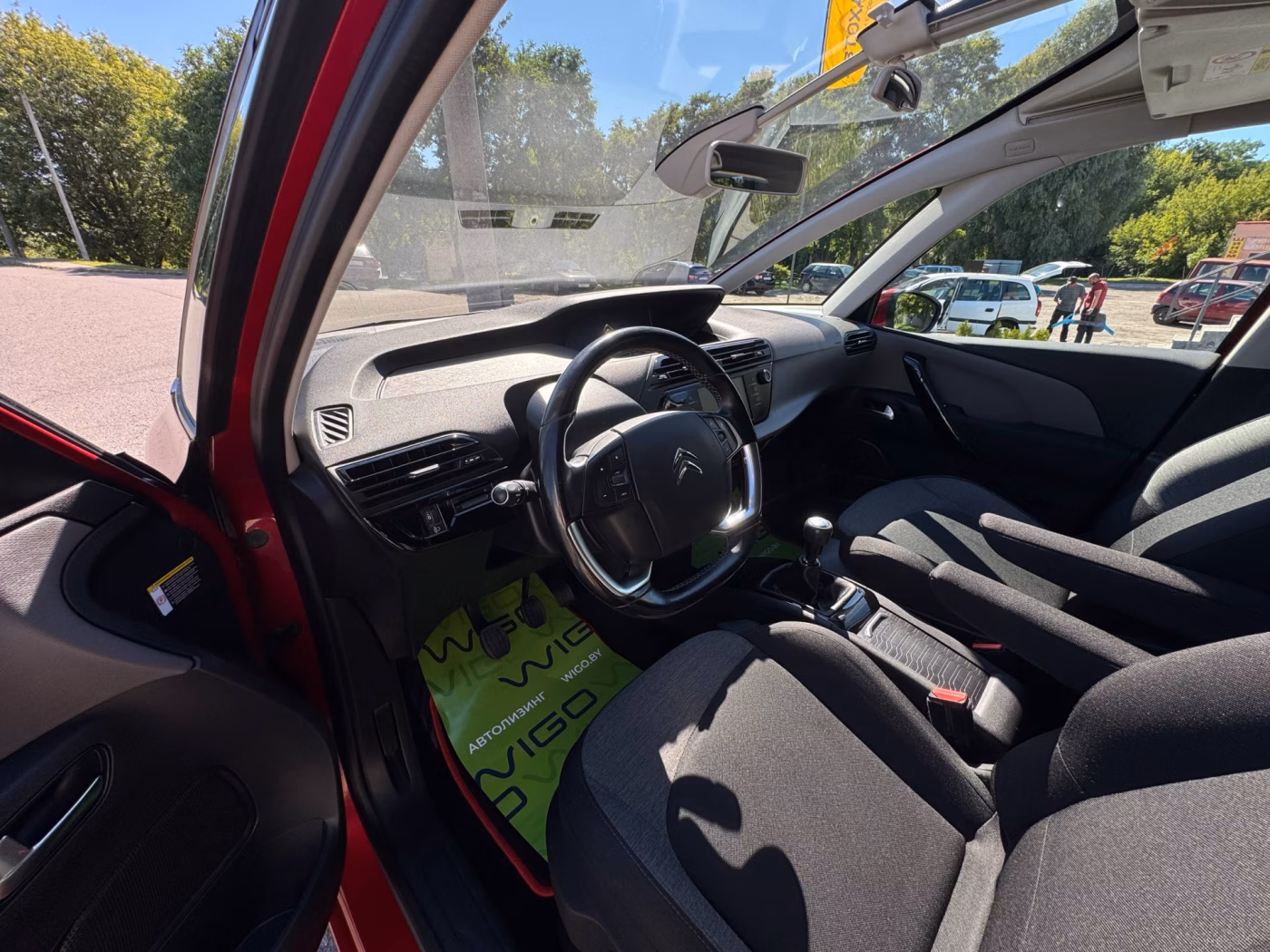 Citroen C4 Picasso фото 9
