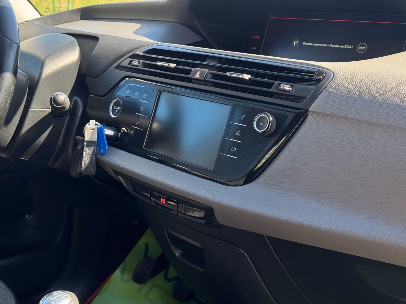 Citroen C4 Picasso фото 12