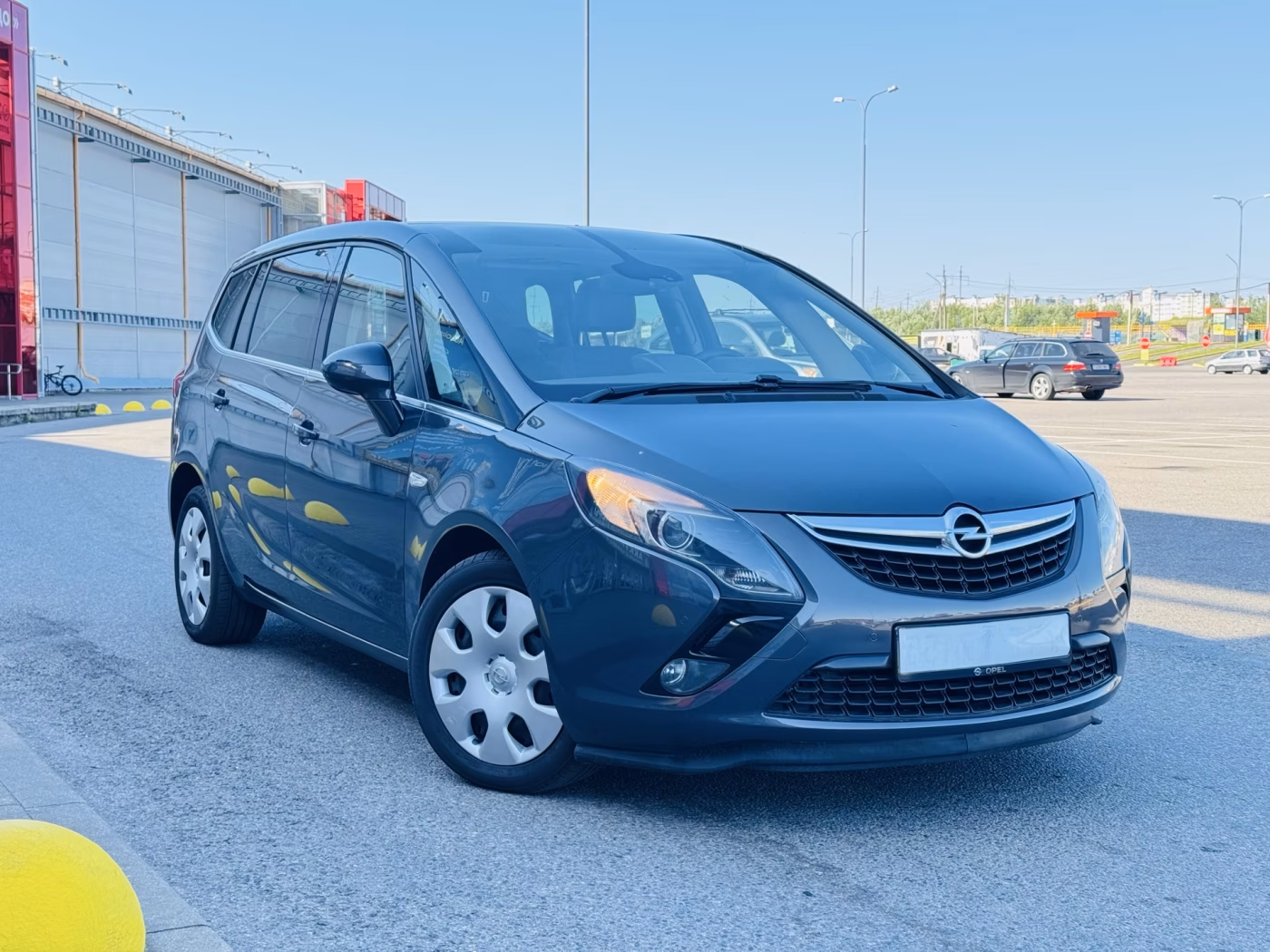 Opel Zafira фото 2