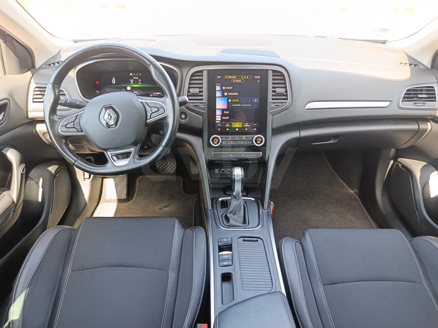 Renault Megane фото 5