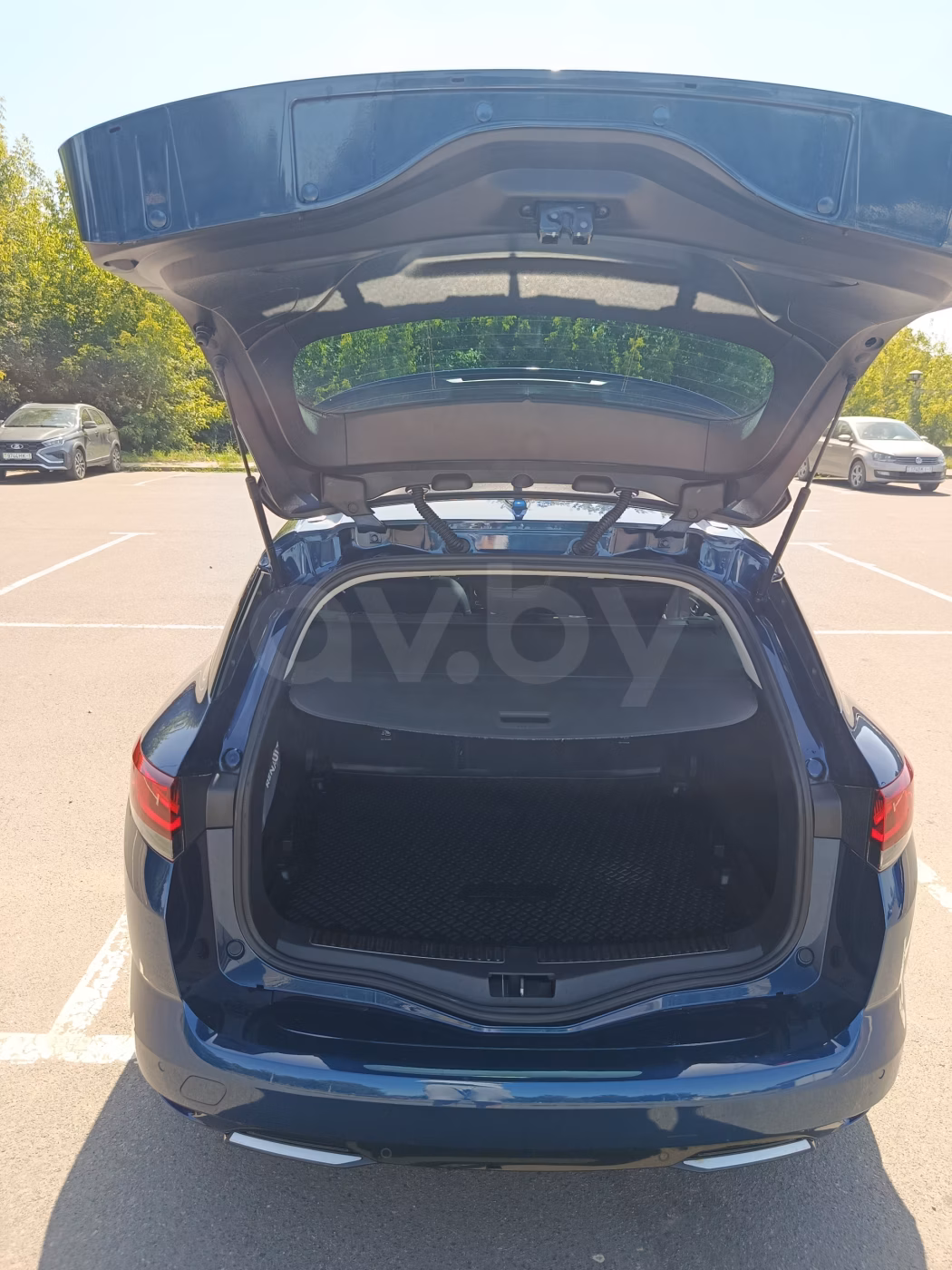 Renault Megane фото 8