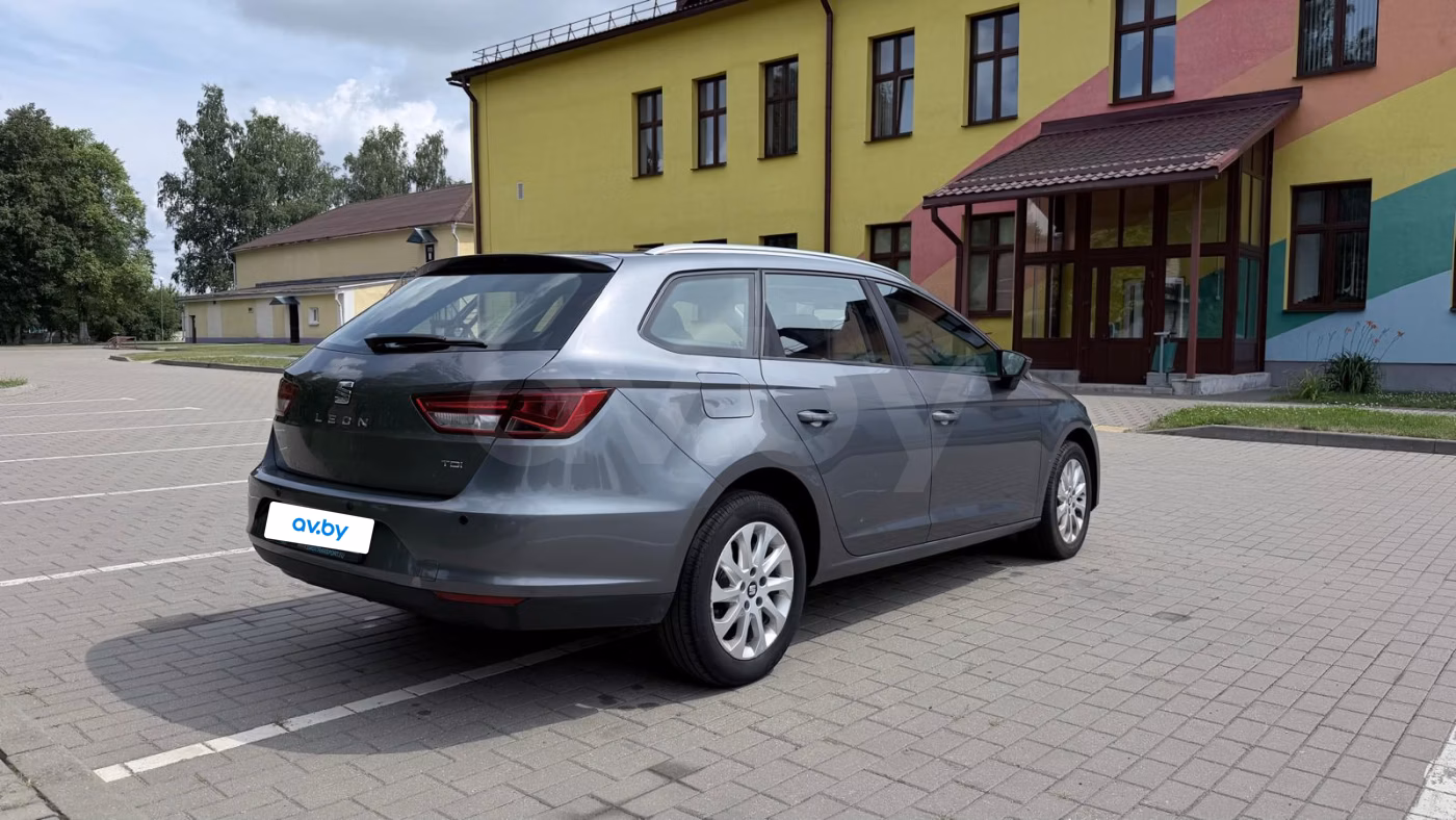 SEAT Leon фото 4
