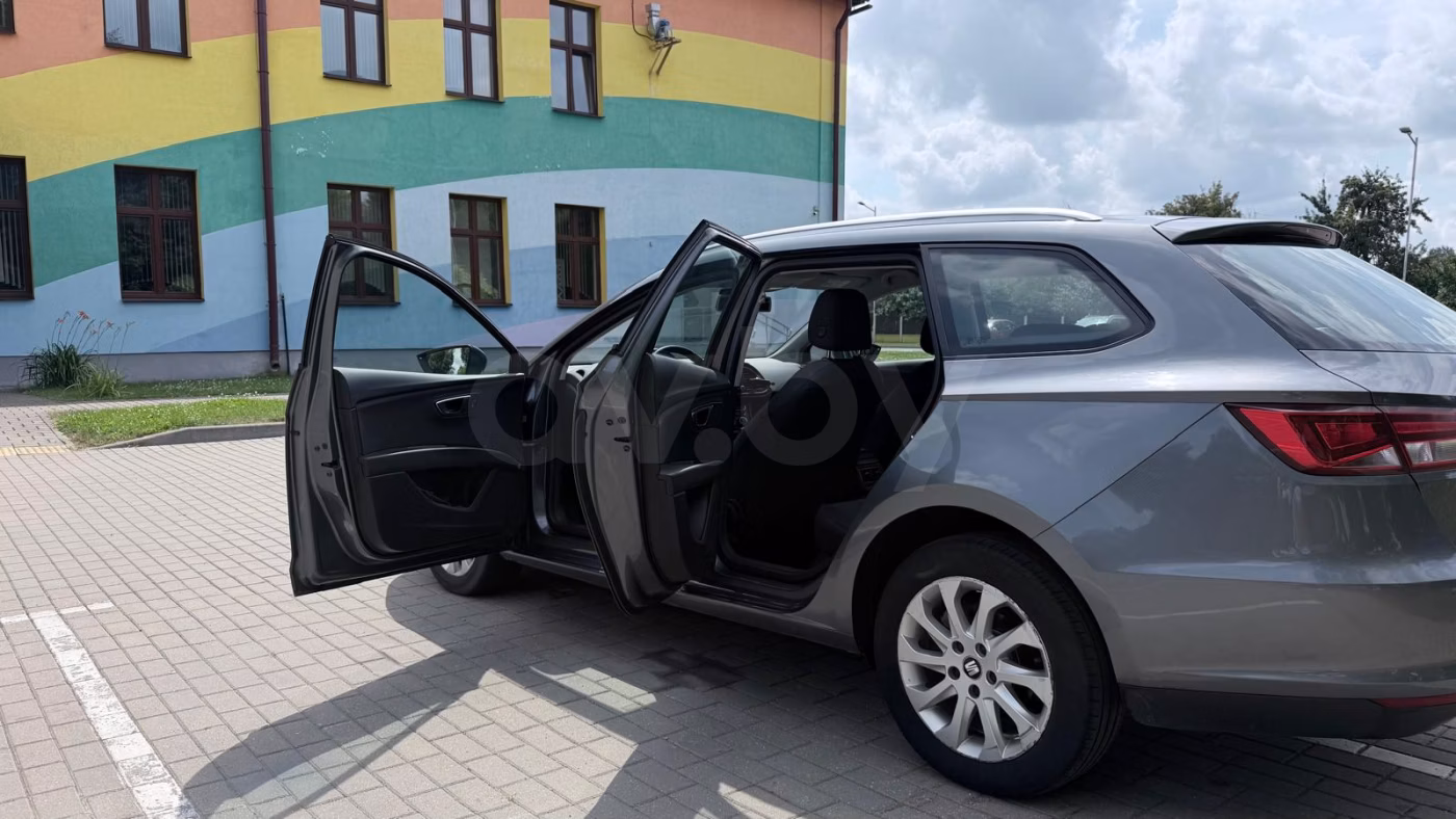 SEAT Leon фото 9