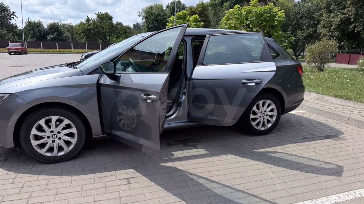 SEAT Leon фото 10
